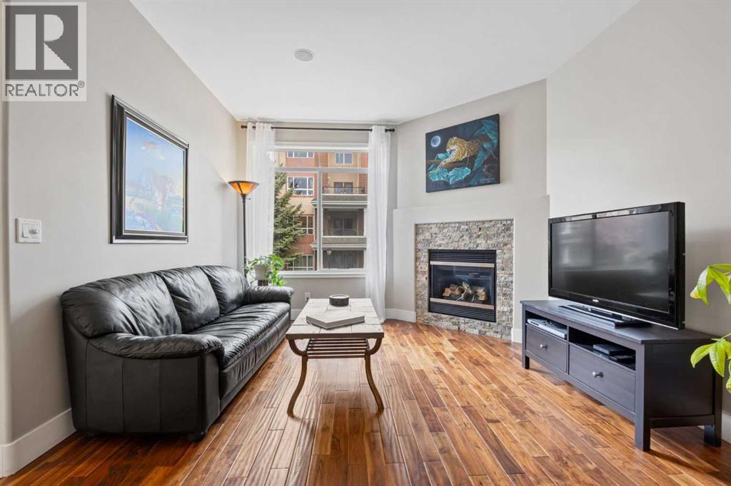 Single Family House for Sale in  Sierra Morena Landing SW Signal Hill Calgary 