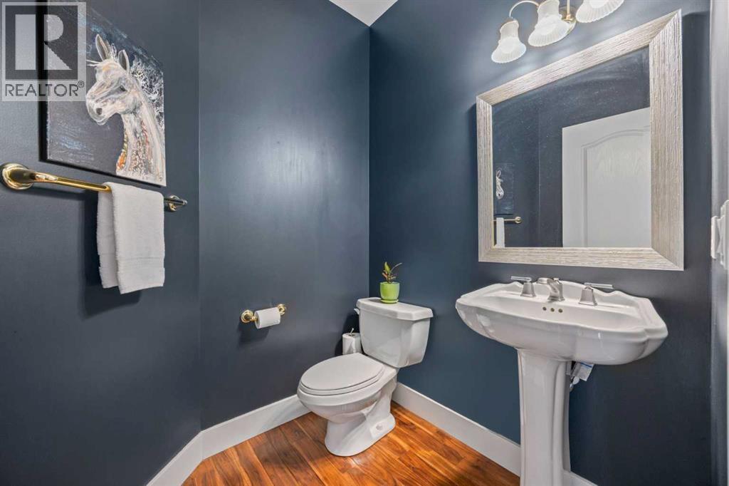 Single Family House for Sale in  Sierra Morena Landing SW Signal Hill Calgary 