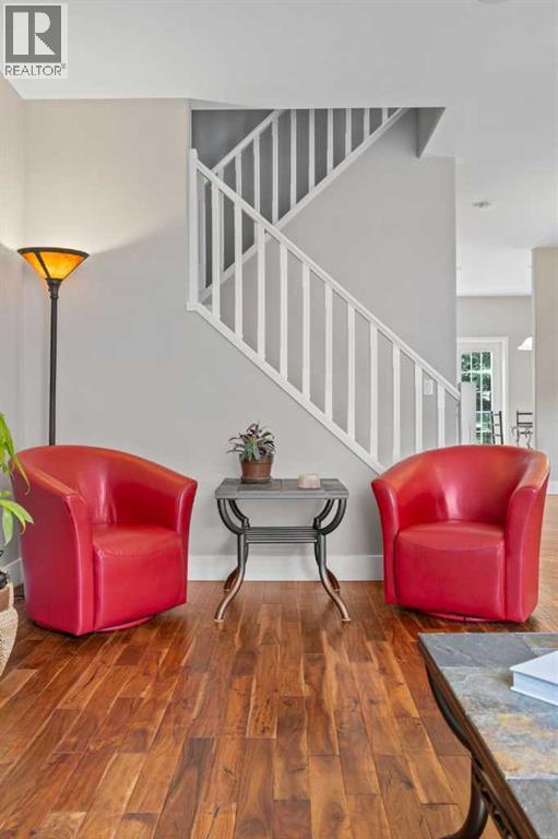 Single Family House for Sale in  Sierra Morena Landing SW Signal Hill Calgary 