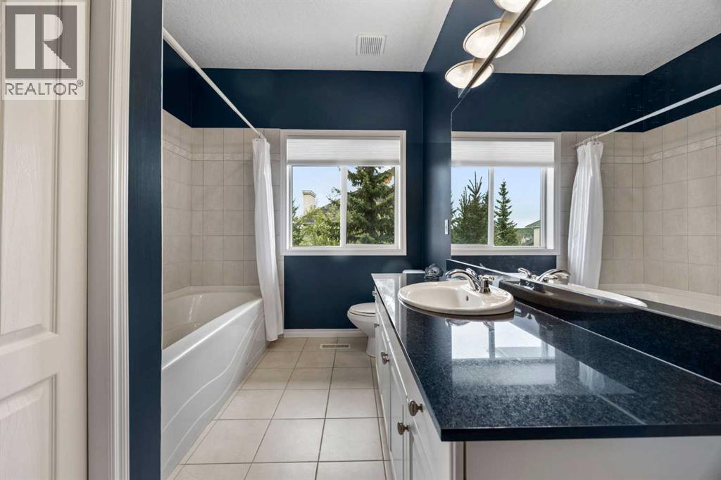 Single Family House for Sale in  Sierra Morena Landing SW Signal Hill Calgary 