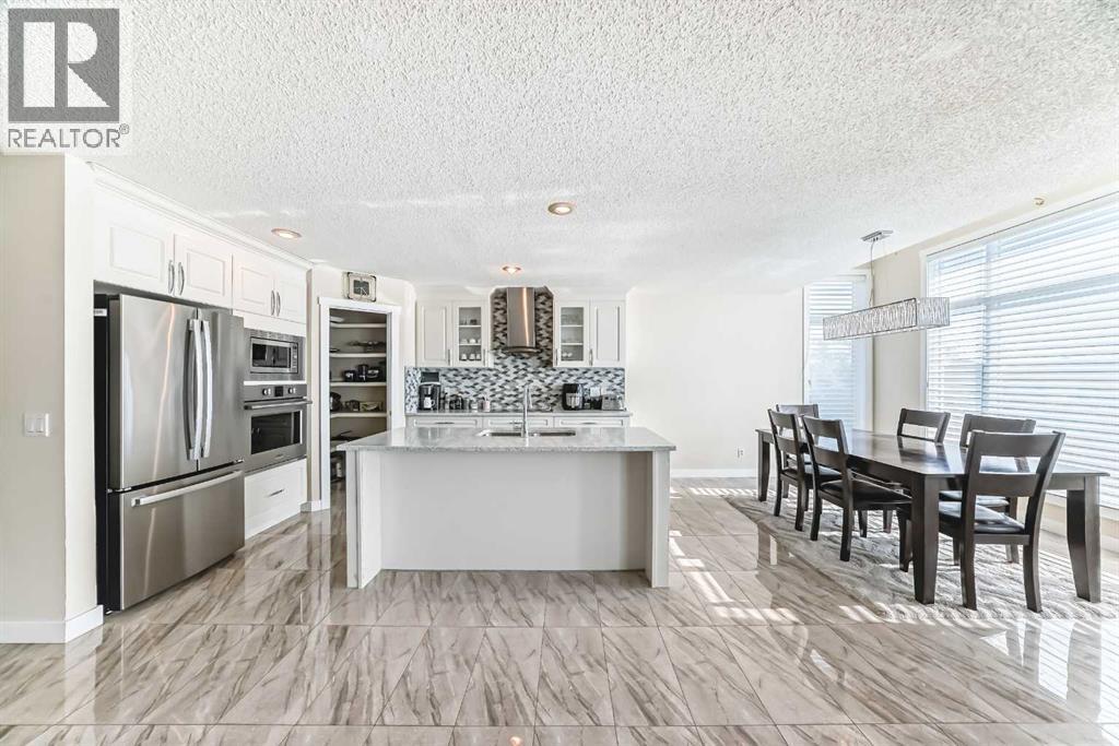 Single Family House for Sale in  Covette Bay NE Coventry Hills Calgary 