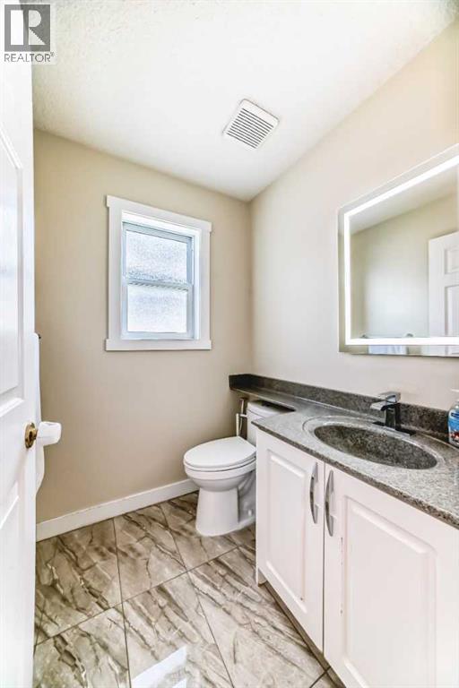 Single Family House for Sale in  Covette Bay NE Coventry Hills Calgary 