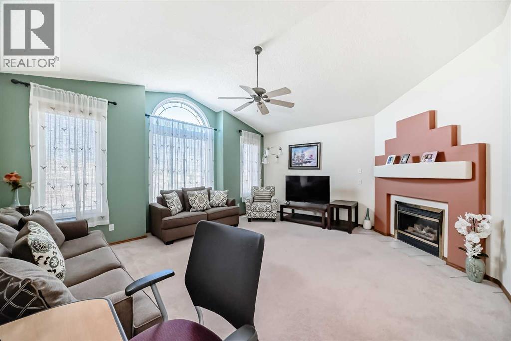 Single Family House for Sale in  Covette Bay NE Coventry Hills Calgary 