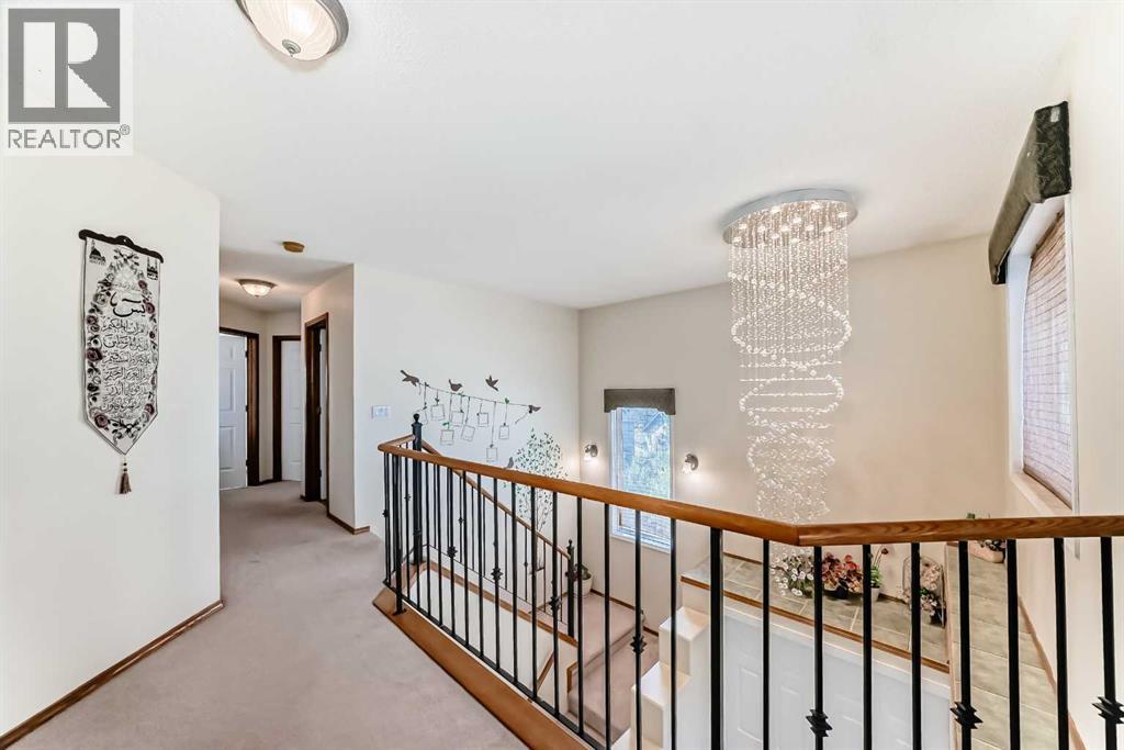 Single Family House for Sale in  Covette Bay NE Coventry Hills Calgary 