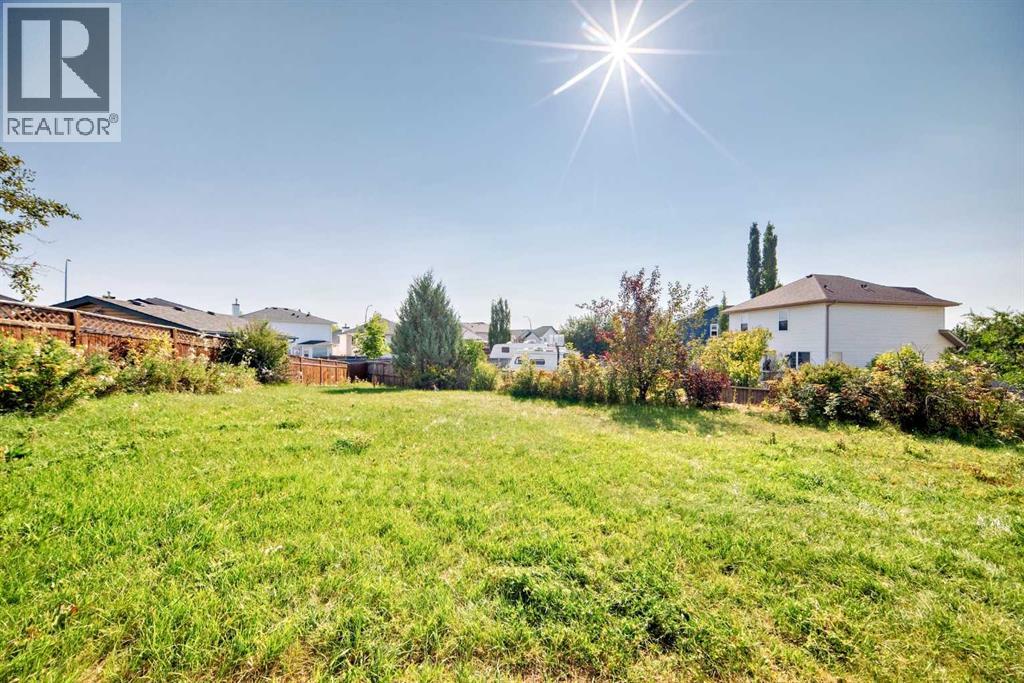 Single Family House for Sale in  Covette Bay NE Coventry Hills Calgary 
