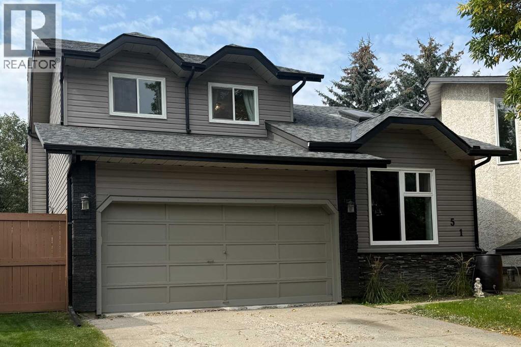 Single Family House for Sale in  Mckinley Place SE McKenzie Lake Calgary 