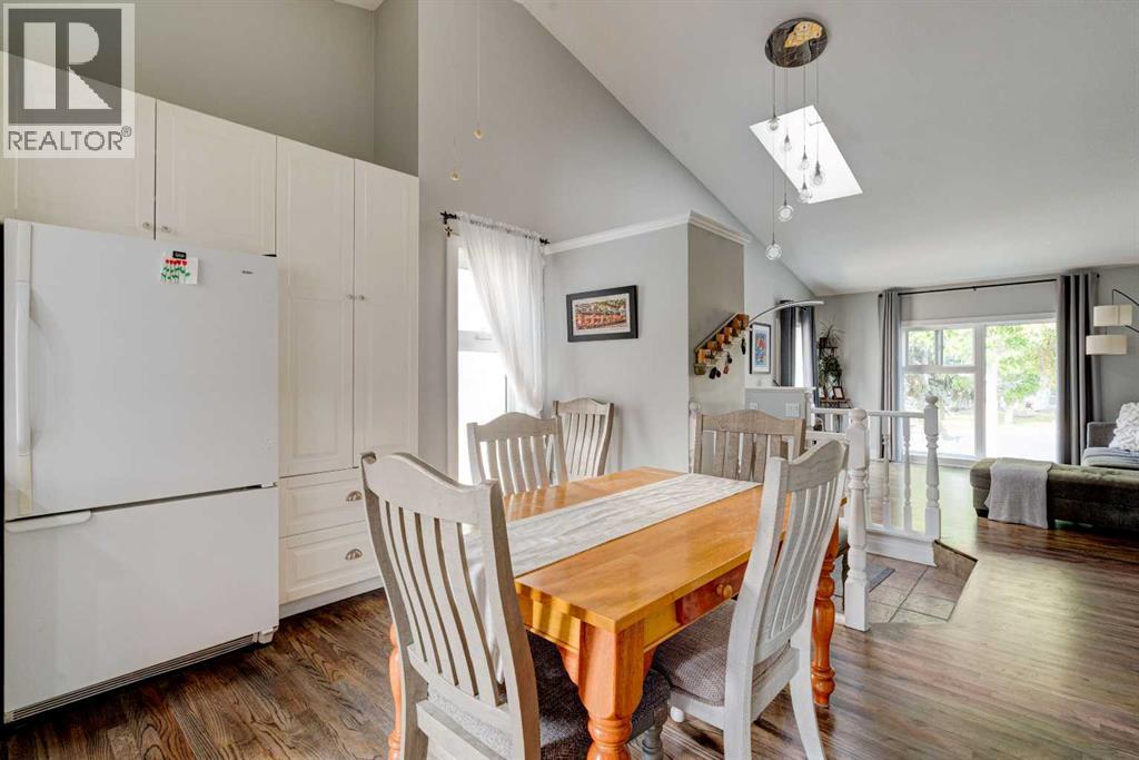 Single Family House for Sale in  Mckinley Place SE McKenzie Lake Calgary 