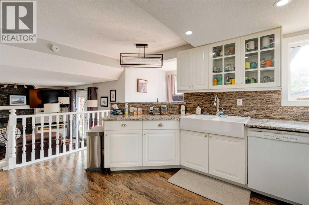 Single Family House for Sale in  Mckinley Place SE McKenzie Lake Calgary 