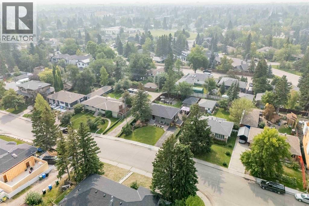 Single Family House Bungalow for Sale in   Avenue SW Glendale Calgary 