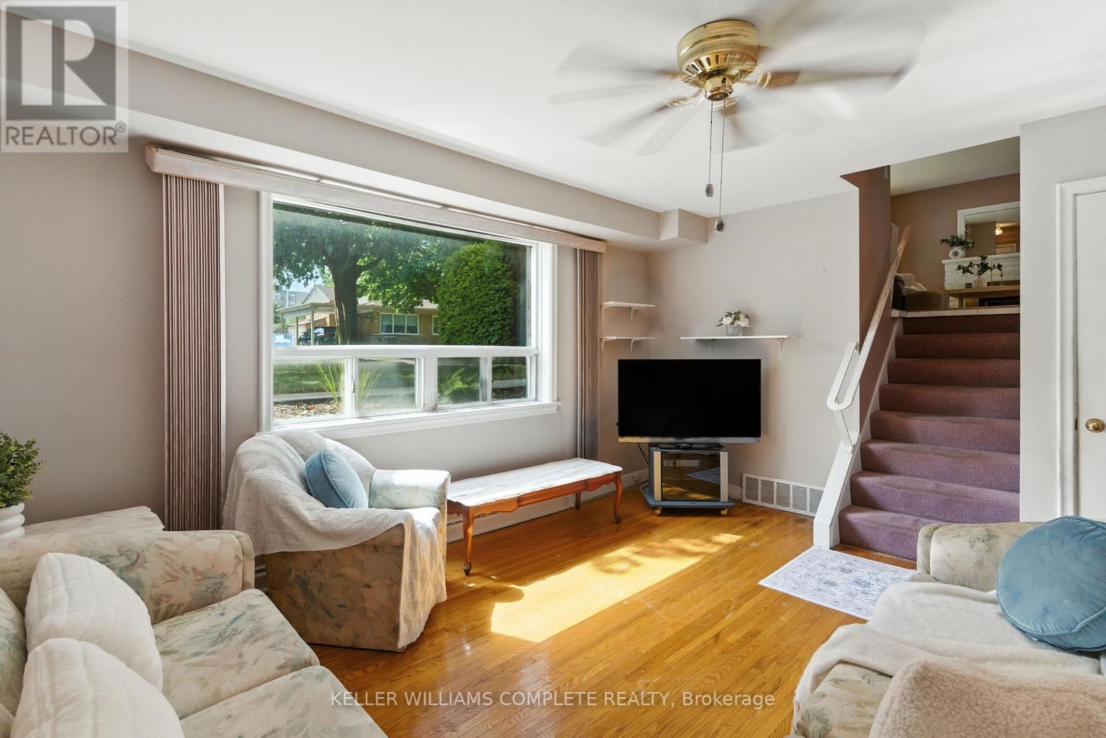Single Family House for Sale in  BRUCEDALE AVENUE E Hamilton (Sherwood) 