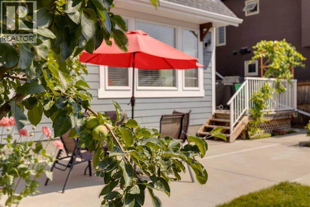 Single Family House for Sale in   Avenue NW Mount Pleasant Calgary 