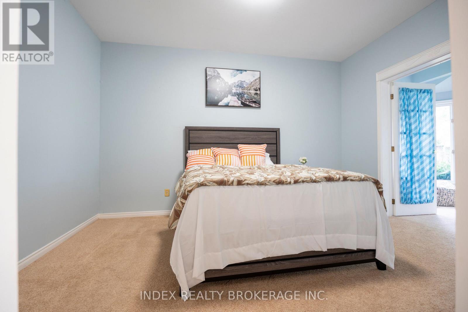 1073 KENT AVENUE E - 31