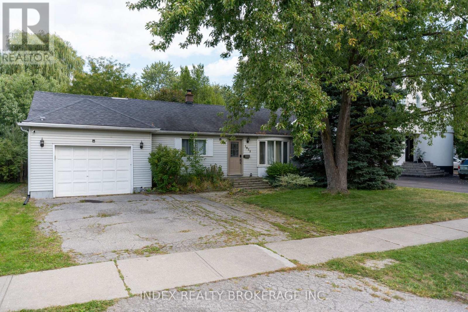 1073 KENT AVENUE E - 2