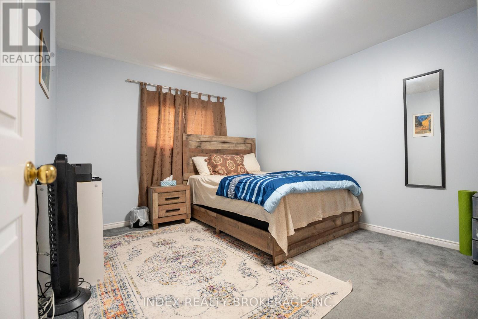 1073 KENT AVENUE E - 25