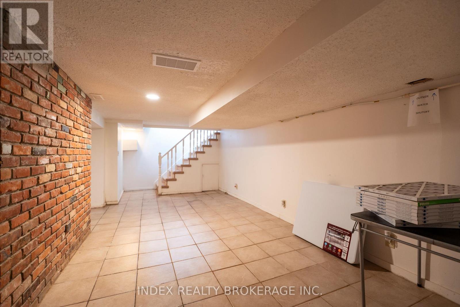 1073 KENT AVENUE E - 41