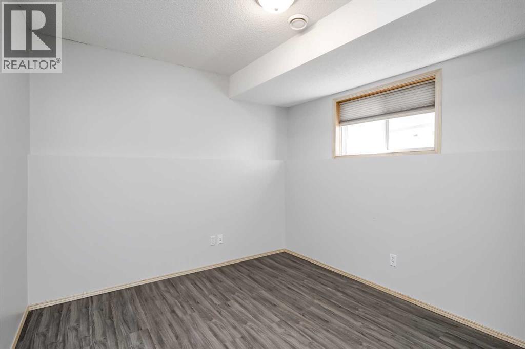 Single Family House 4 Level for Sale in  Panatella Drive NW Panorama Hills Calgary 