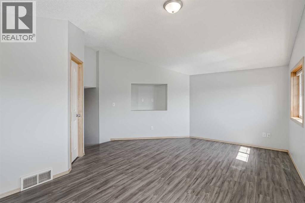 Single Family House 4 Level for Sale in  Panatella Drive NW Panorama Hills Calgary 