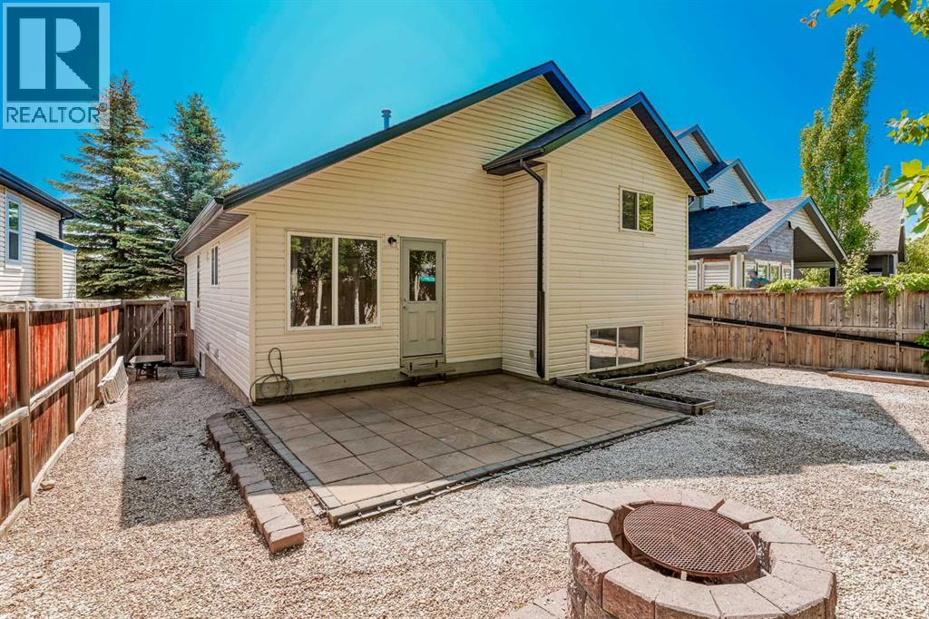 Single Family House 4 Level for Sale in  Panatella Drive NW Panorama Hills Calgary 