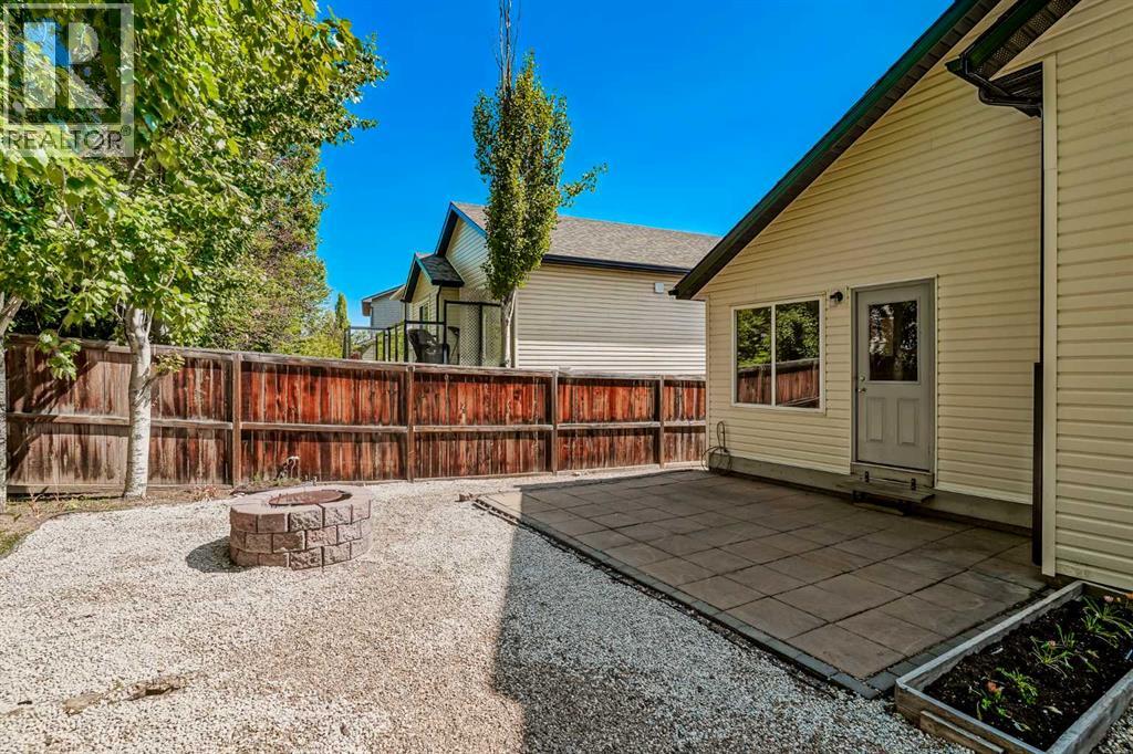 Single Family House 4 Level for Sale in  Panatella Drive NW Panorama Hills Calgary 