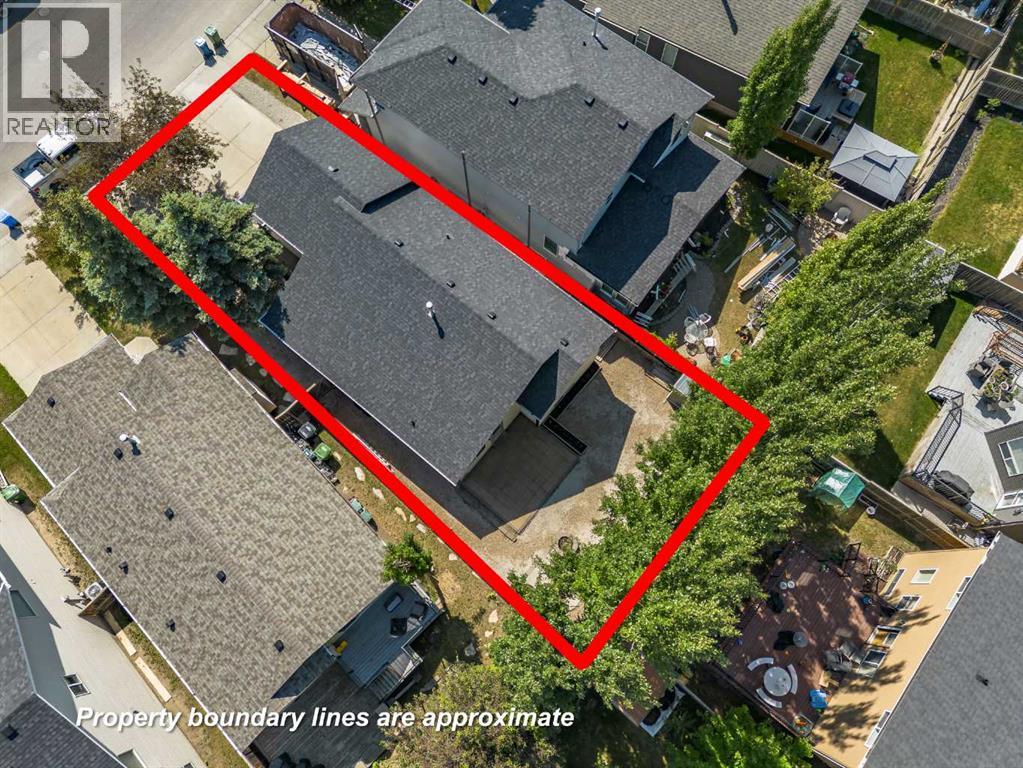 Single Family House 4 Level for Sale in  Panatella Drive NW Panorama Hills Calgary 