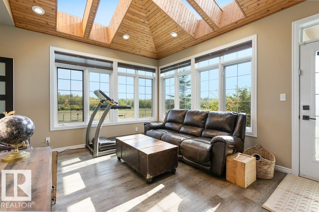 26109B MEADOWVIEW DR, Rural Sturgeon County