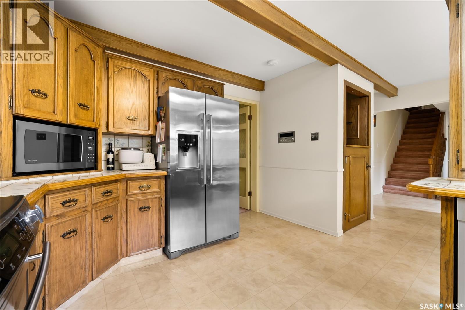 Single Family House 2 Level for Sale in  Lowry PLACE Regina 