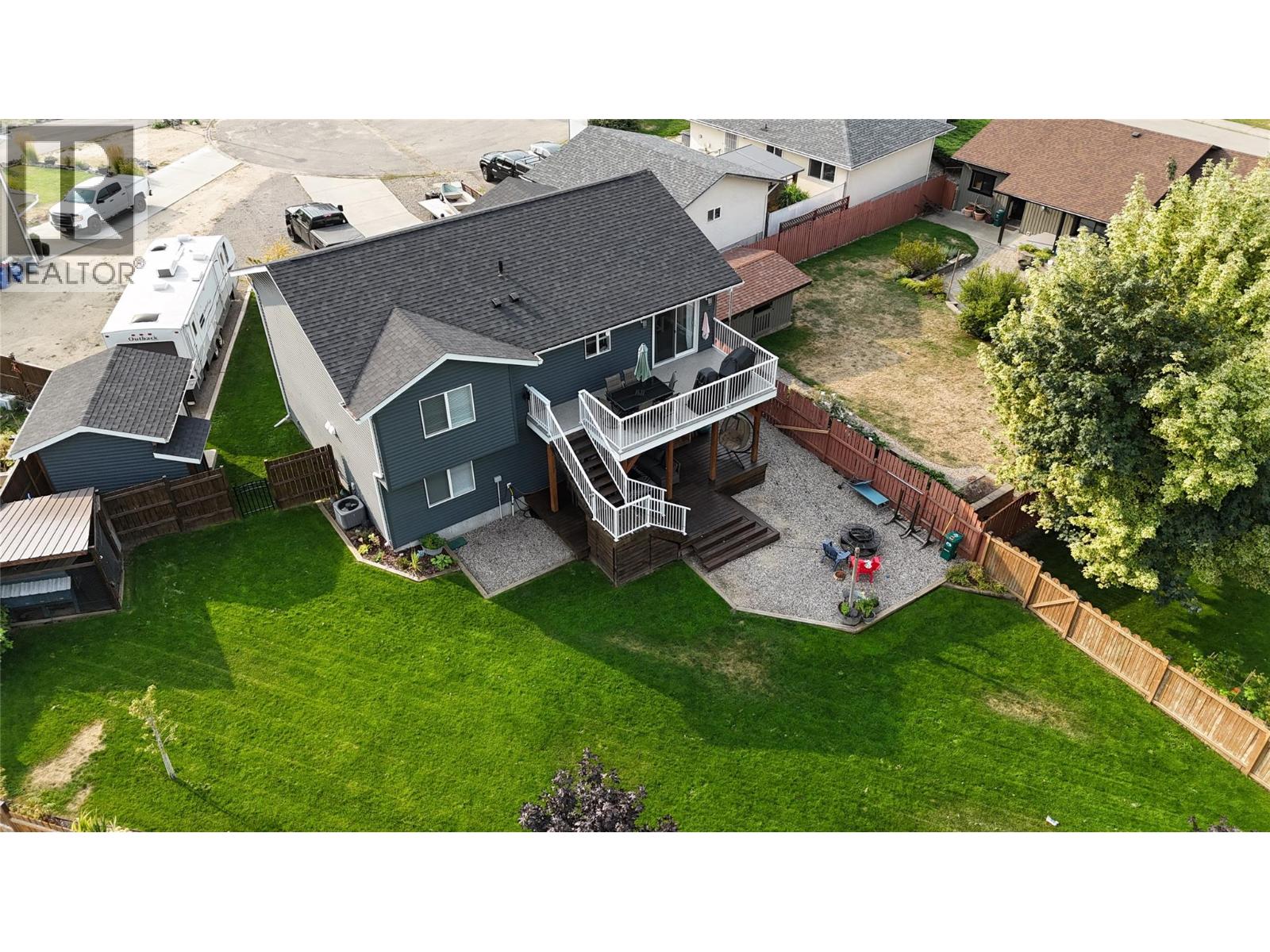 251 GOLDEN Way, Grand Forks