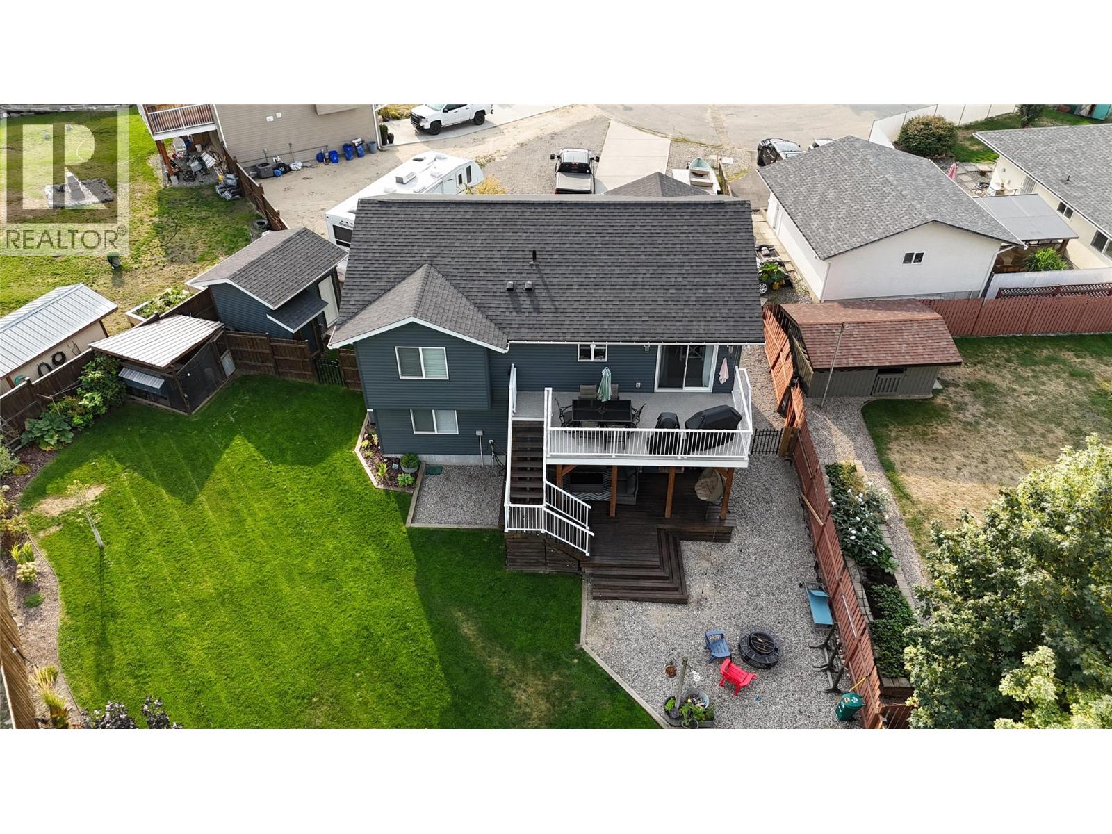 251 GOLDEN Way, Grand Forks