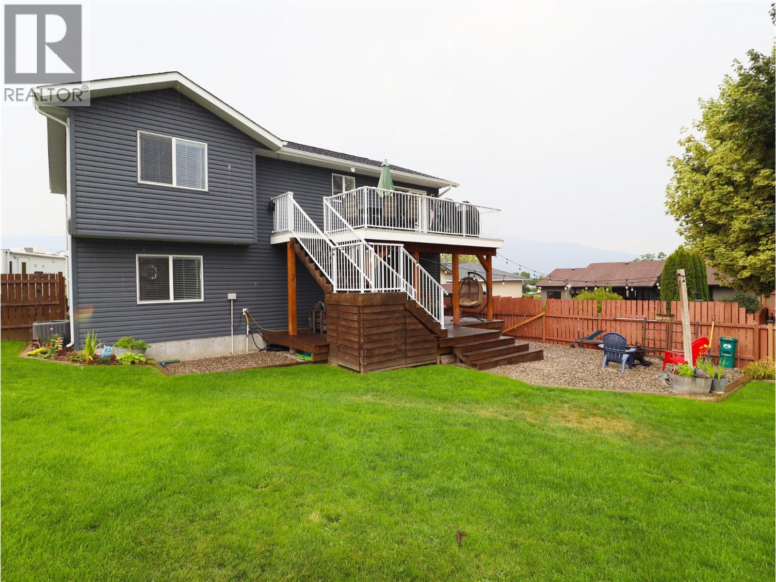 251 GOLDEN Way, Grand Forks