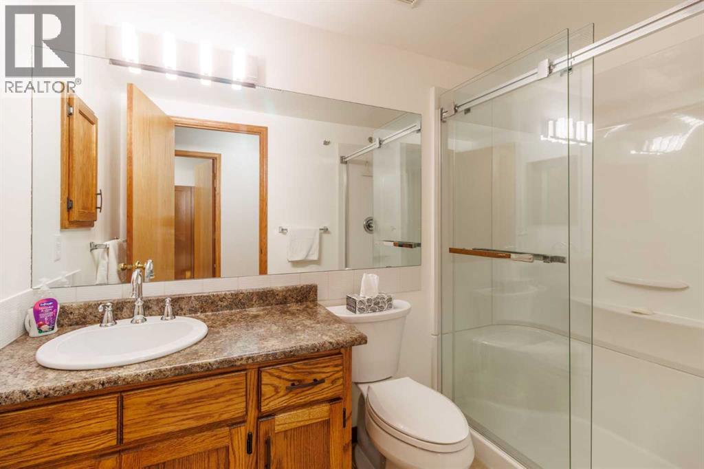 Single Family House 4 Level for Sale in  Macewan Ridge Gate NW MacEwan Glen Calgary 