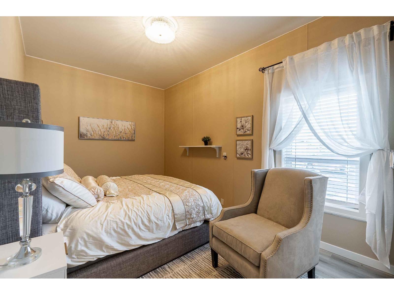 2218 240 STREET, Langley