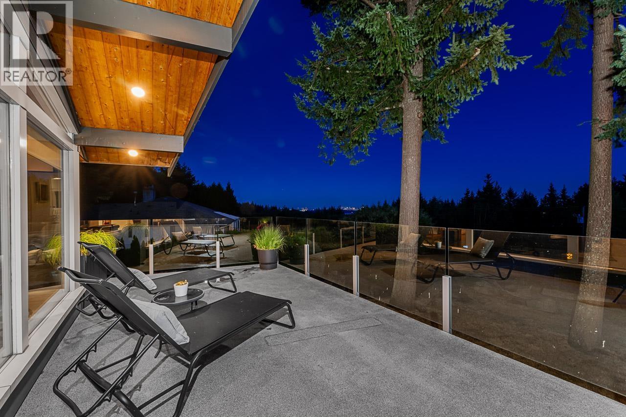 4375 WOODCREST ROAD, West Vancouver