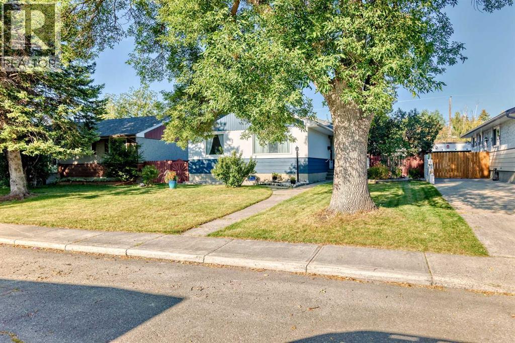 Single Family House Bungalow for Sale in  A Street NE Mayland Heights Calgary 