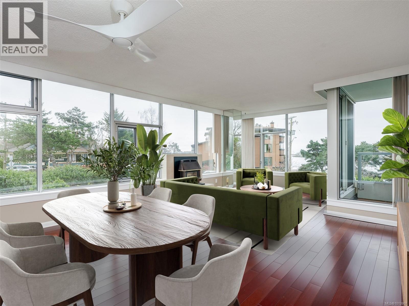 202 325 Maitland Street, Victoria