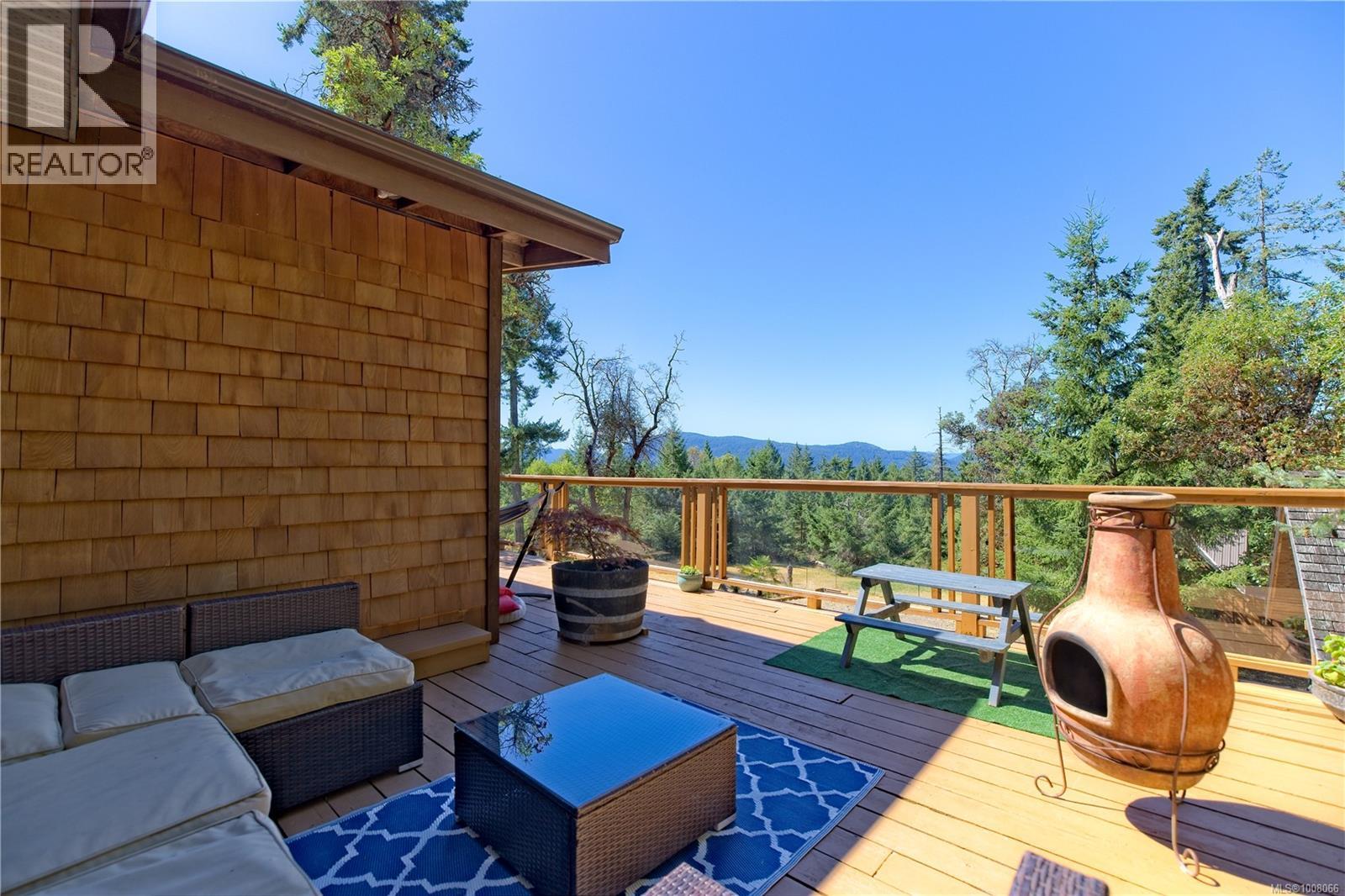 180 Lakefair Dr, Salt Spring