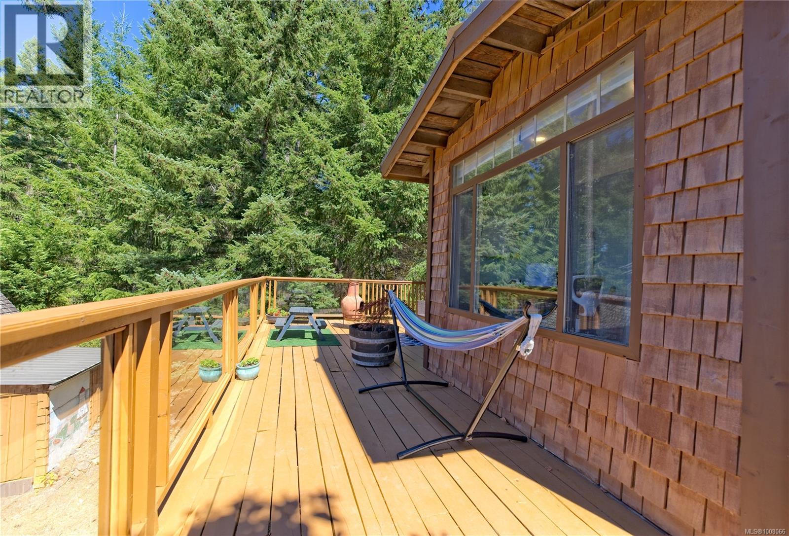 180 Lakefair Dr, Salt Spring