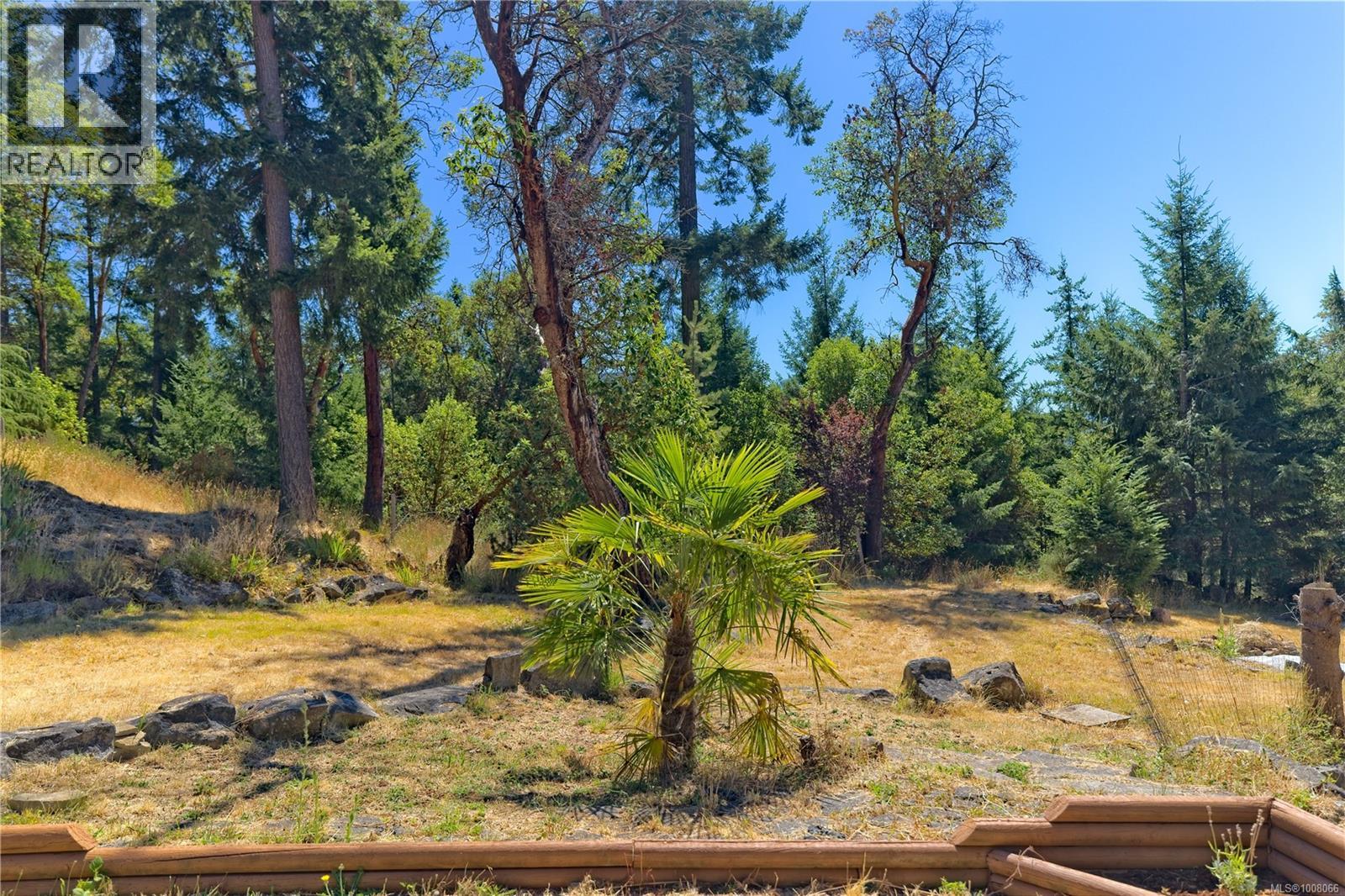 180 Lakefair Dr, Salt Spring