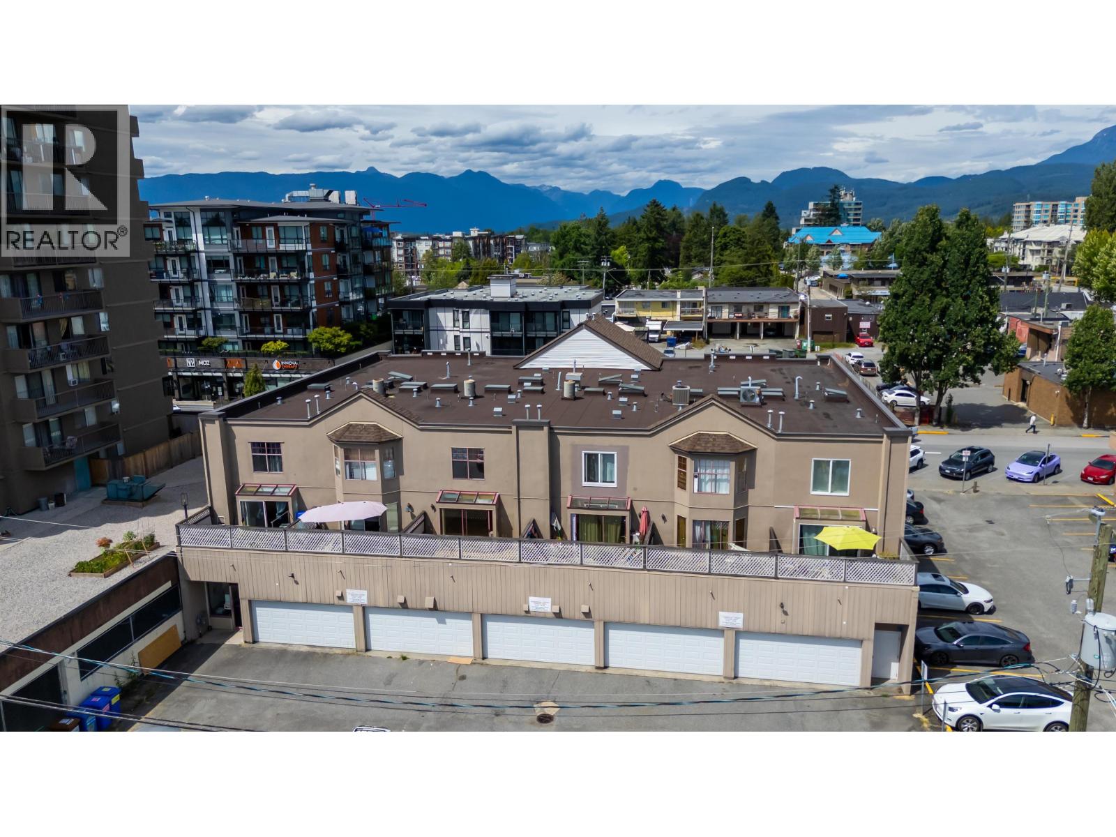 209 22356 MCINTOSH AVENUE, Maple Ridge