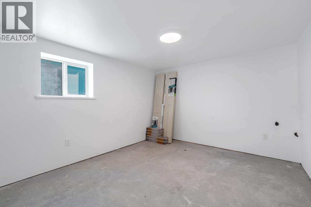 7520 CANADA WAY, Burnaby