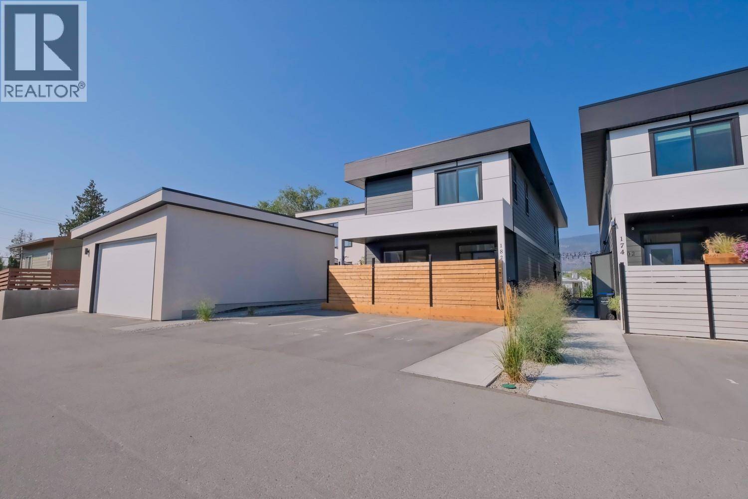 #102-182 Van Horne Street, Penticton