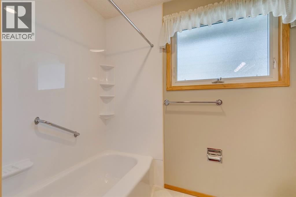 Single Family House Bungalow for Sale in  Dalmead Crescent NW Dalhousie Calgary 