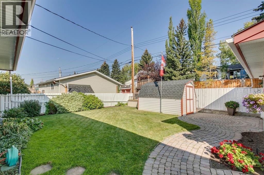 Single Family House Bungalow for Sale in  Dalmead Crescent NW Dalhousie Calgary 