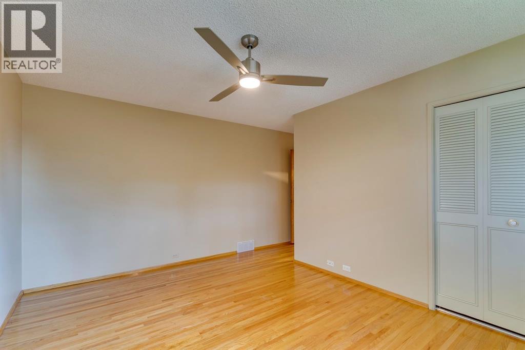 Single Family House Bungalow for Sale in  Dalmead Crescent NW Dalhousie Calgary 