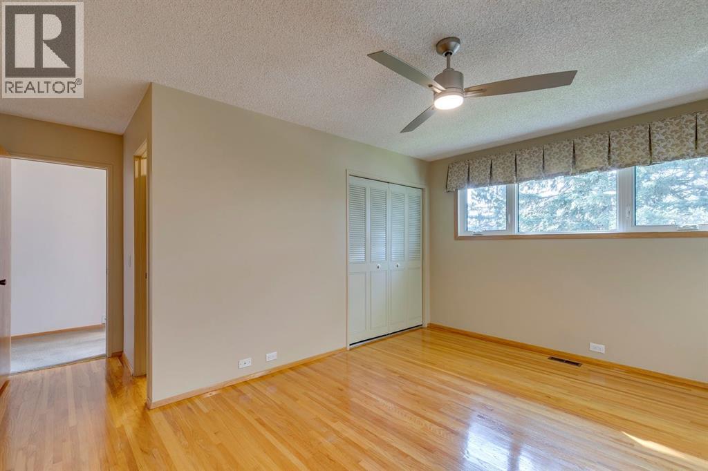 Single Family House Bungalow for Sale in  Dalmead Crescent NW Dalhousie Calgary 