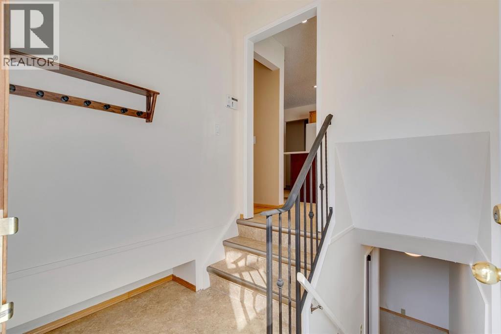 Single Family House Bungalow for Sale in  Dalmead Crescent NW Dalhousie Calgary 