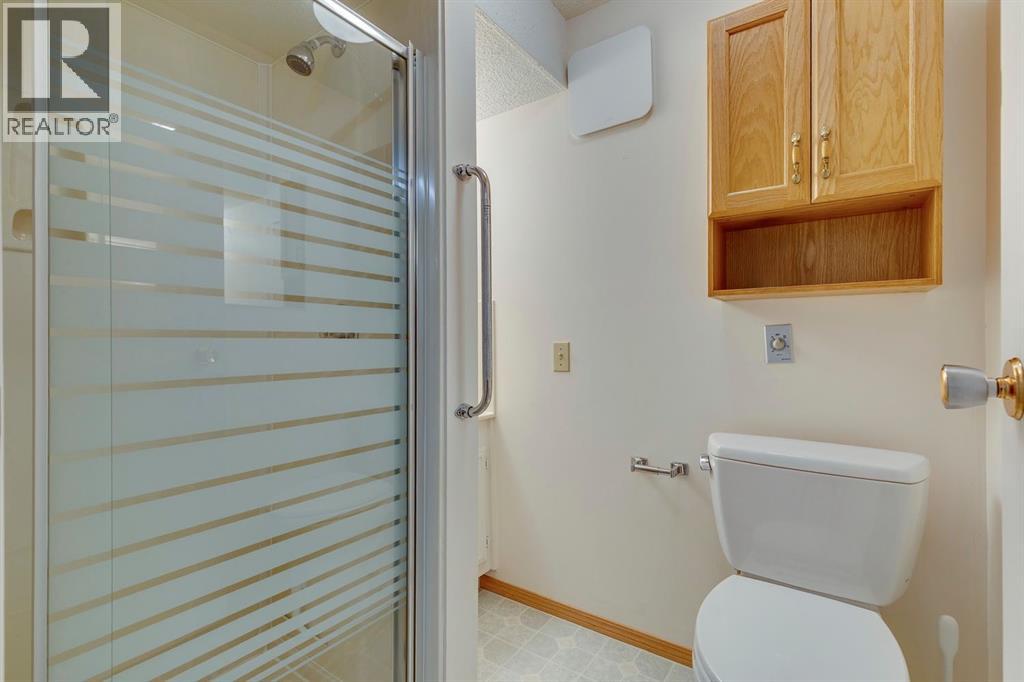 Single Family House Bungalow for Sale in  Dalmead Crescent NW Dalhousie Calgary 