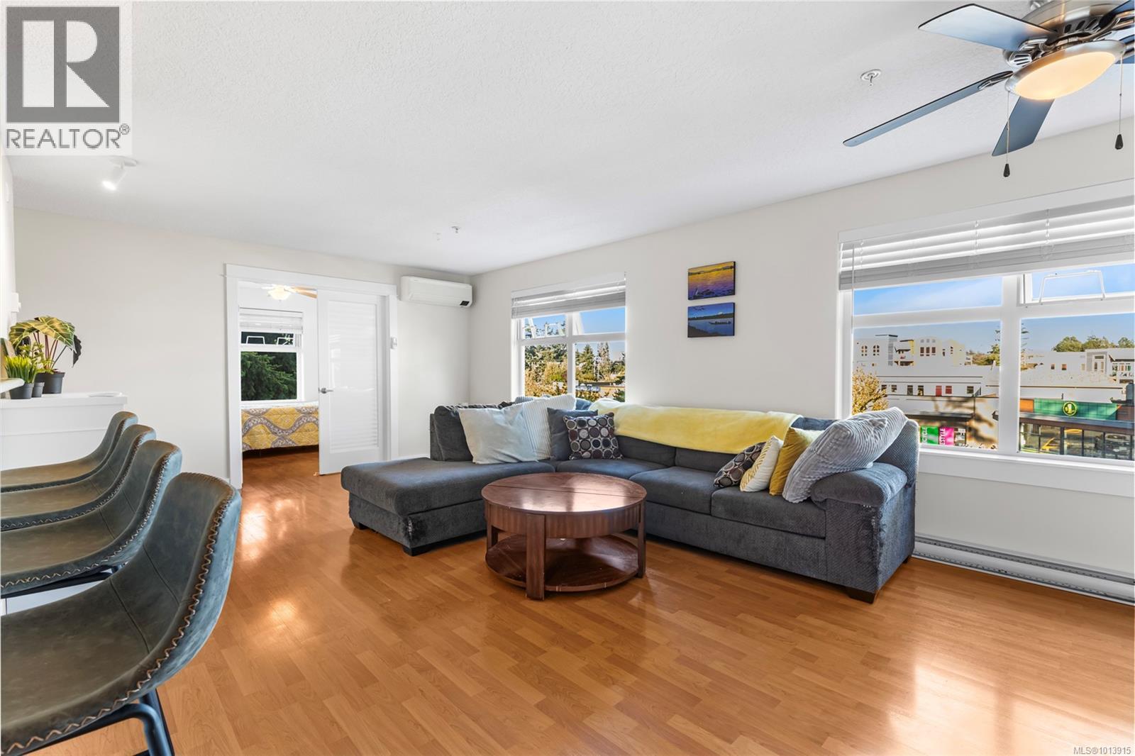 321 2829 Peatt Road, Langford