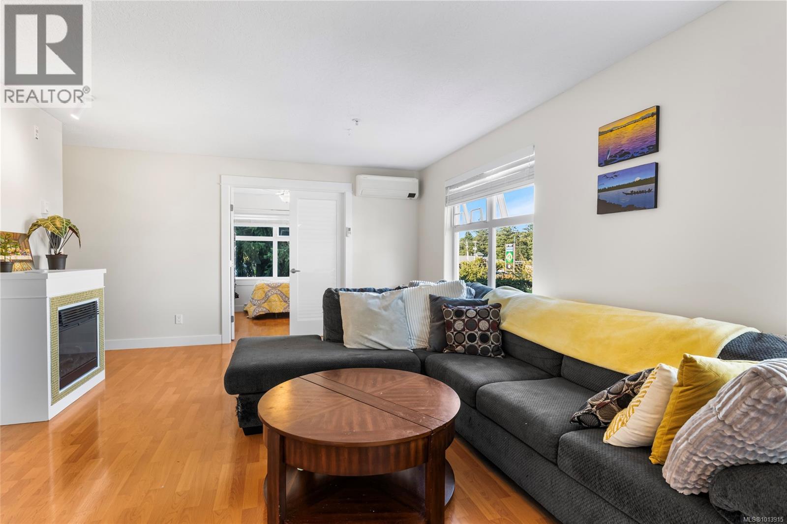 321 2829 Peatt Road, Langford