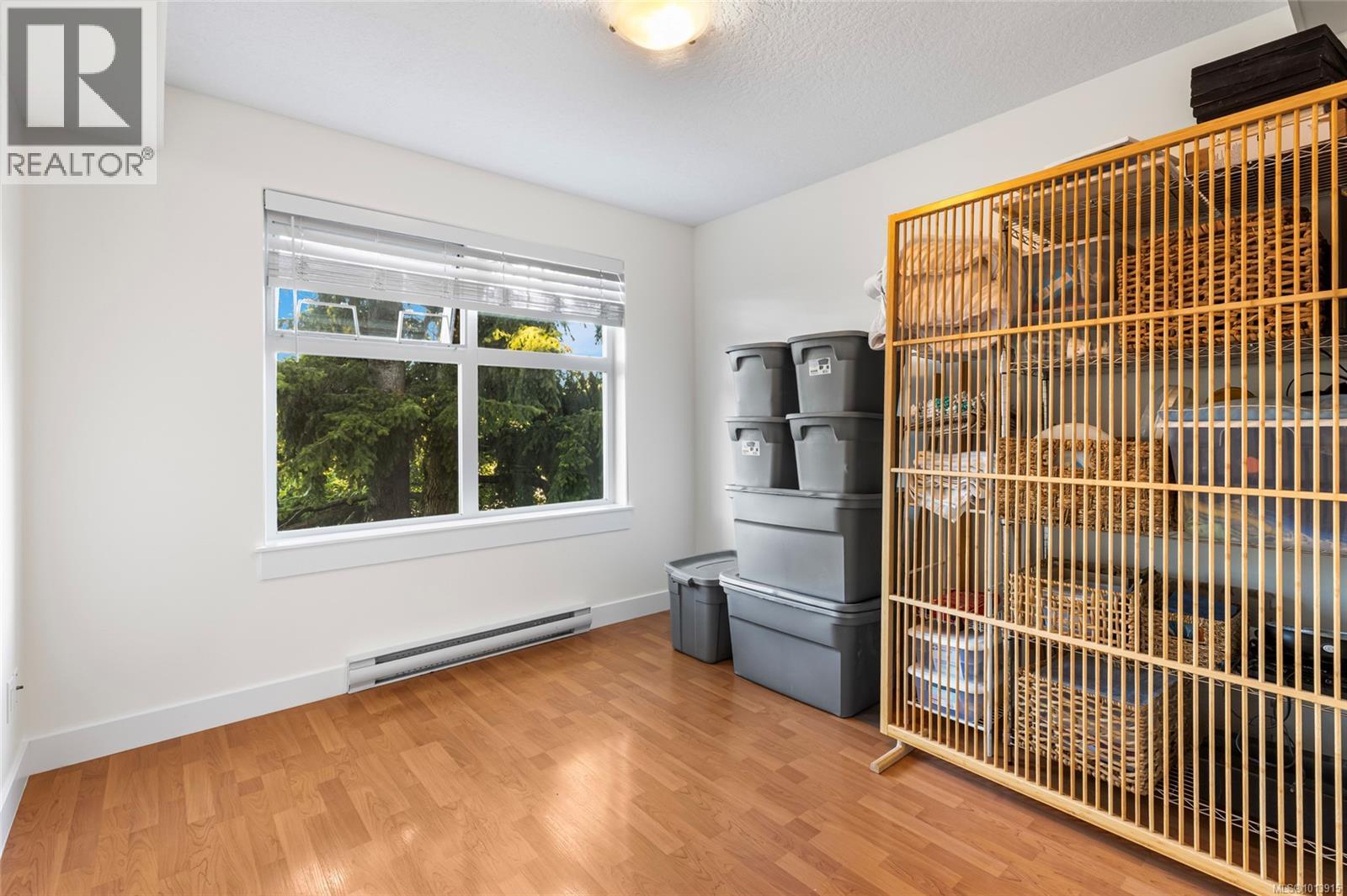 321 2829 Peatt Road, Langford