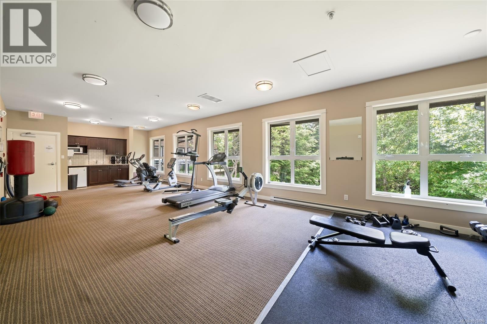 210 201 Nursery Hill Dr, View Royal